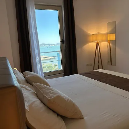 Beachfront Superior Appartement *